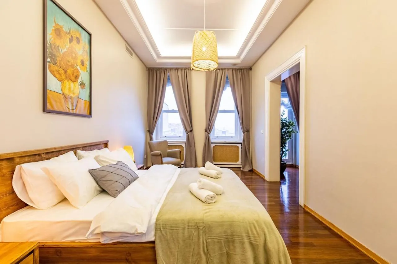 아파트 Enchanting Flat In Beyoglu With Bosphorus View 이스탄불